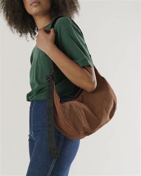 baggu nylon crescent bag